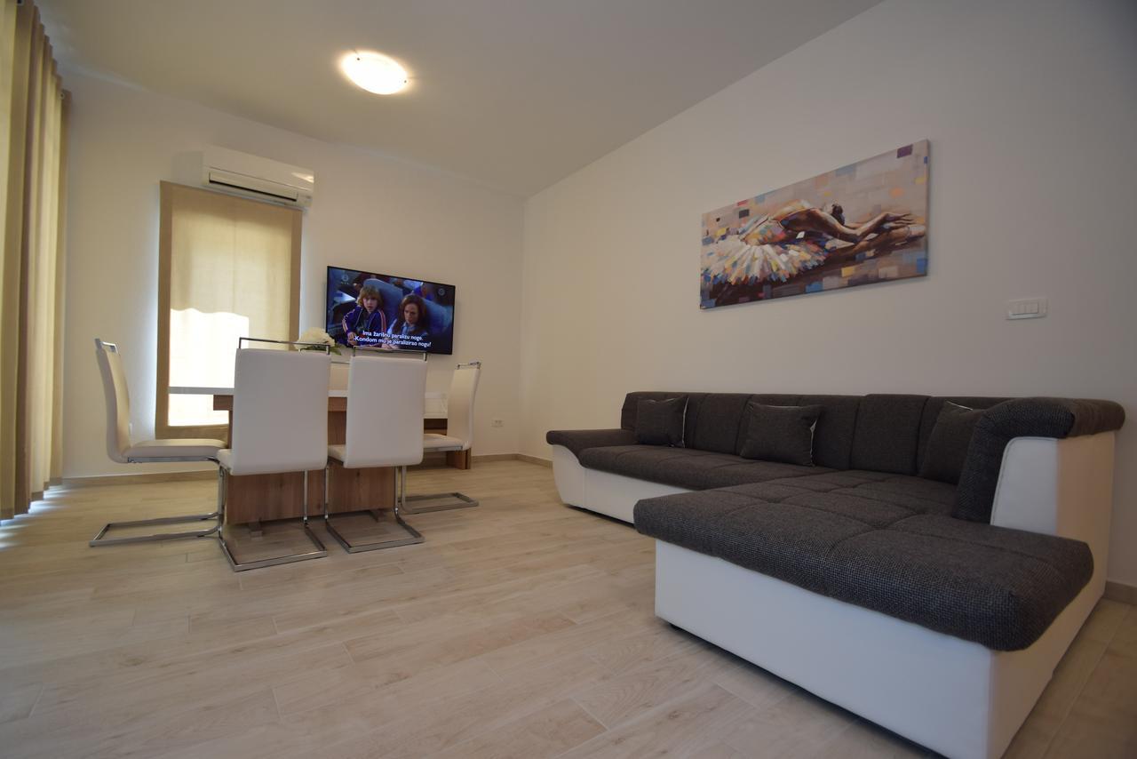 Apartment Anica Kuk Стариград-Пакленица Экстерьер фото
